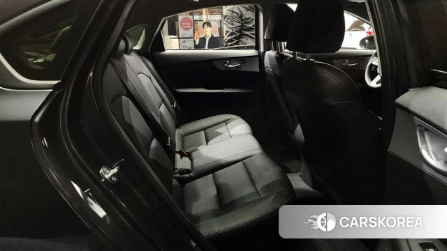 Kia The New K3 2nd generation 2023 Серый из Кореи, фото 3