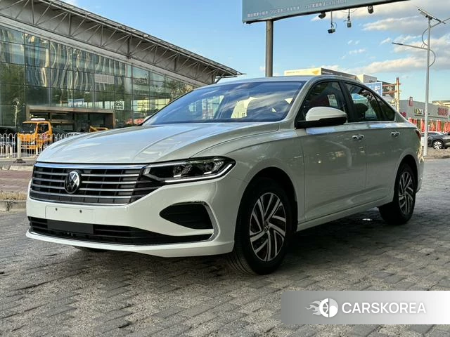 Volkswagen Lavida 2026 Белый из Китая, фото 3