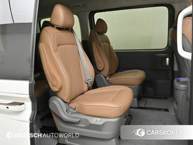 Hyundai Staria 2024 Белый из Кореи, фото 3
