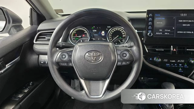 Toyota Camry (XV70) 2023 Белый из Кореи, фото 3