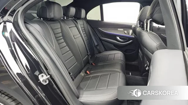 Mercedes-Benz E-Class W213 2022 Черный из Кореи, фото 3