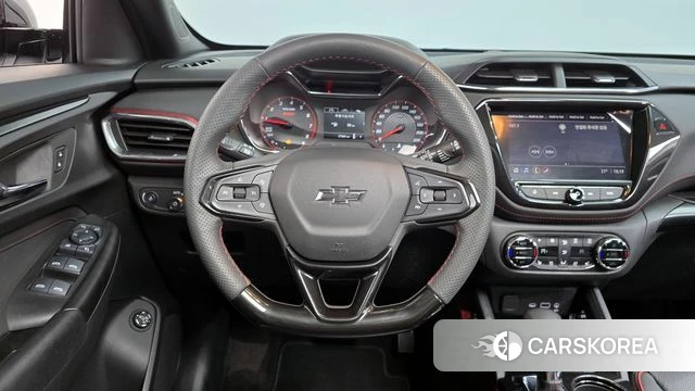 Chevrolet (GM Daewoo) Trailblazer 2022 Белый из Кореи, фото 3