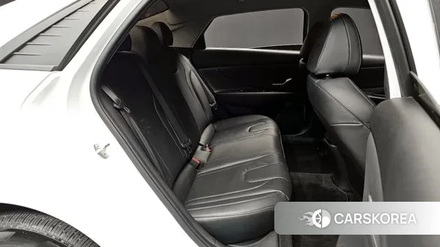 Hyundai Avante (CN7) 2022 Белый из Кореи, фото 3