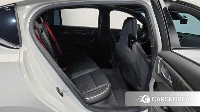 Cadillac CT5-V 2022 Белый из Кореи, фото 3