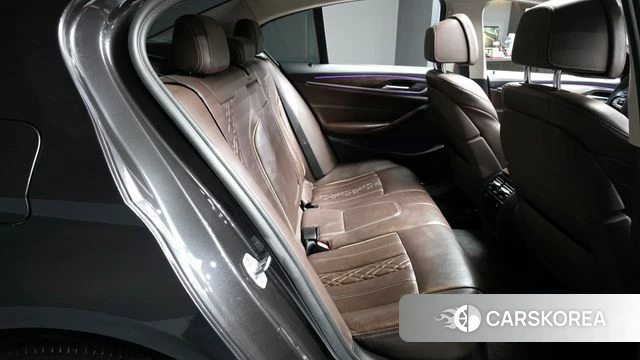 BMW 5 Series (G30) 2019 Серый из Кореи, фото 3