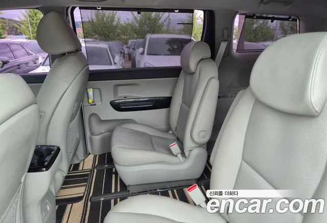 Kia The New Carnival 2020 Белый из Кореи, фото 3