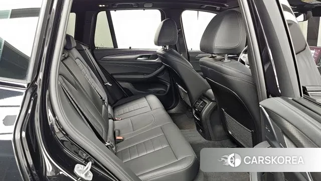 BMW X3 (G01) 2024 Черный из Кореи, фото 3