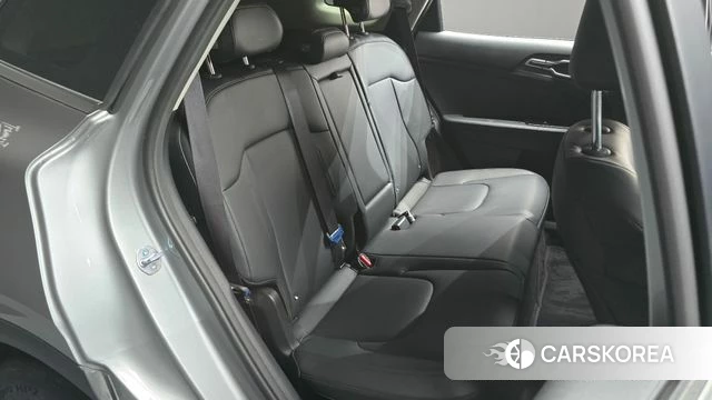 Kia Sportage 5th Generation Hybrid 2022 Серебристо-серый из Кореи, фото 3