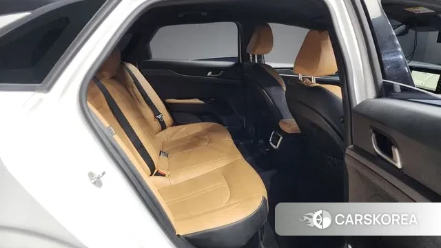 Kia K5 Hybrid 3rd Generation 2022 Белый из Кореи, фото 3