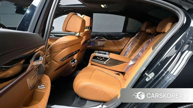 BMW 7 Series (G11) 2022 Серый из Кореи, фото 3