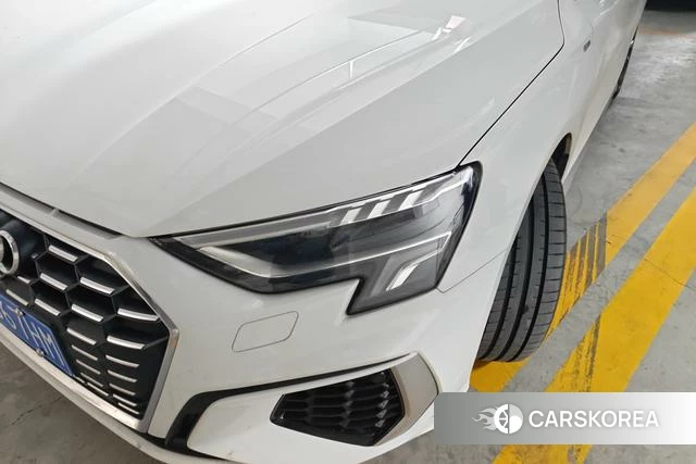 Audi A3 2023 Белый из Китая, фото 3