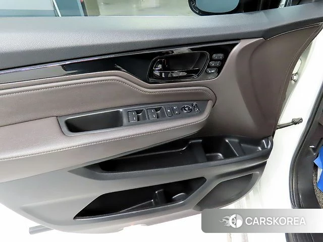 Honda Odyssey 2019 Белый из Кореи, фото 3