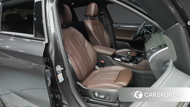 BMW X4 (G02) 2023 Серый из Кореи, фото 3