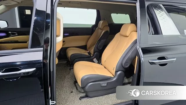 Kia Carnival 4th generation 2023 Черный из Кореи, фото 3
