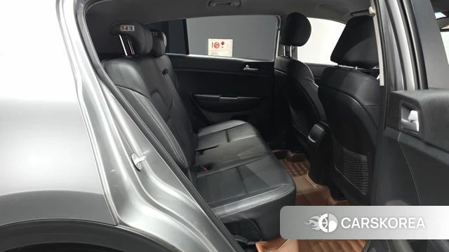 Kia Sportage The Bold 2019 Серебристо-серый из Кореи, фото 3