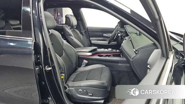 Genesis GV70 2022 Черный из Кореи, фото 3