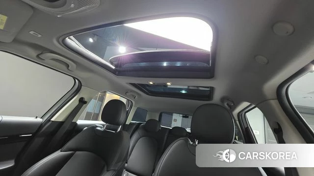 Mini Cooper D Countryman 2022 Серебристо-серый из Кореи, фото 3