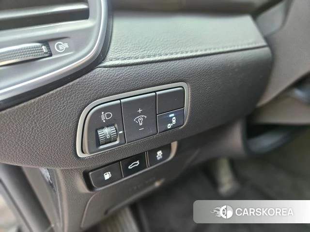 Hyundai Grandeur IG 2018 Серебристо-серый из Кореи, фото 3