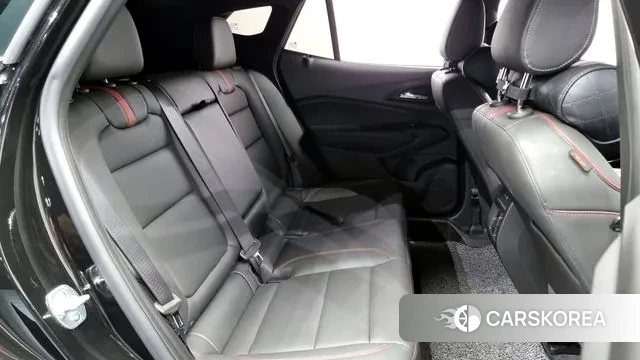 Chevrolet (GM Daewoo) Trax Crossover 2023 Черный из Кореи, фото 3