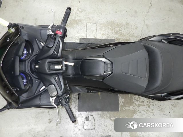 Yamaha T-MAX 560 TECH MAX 2020 из Японии, фото 2
