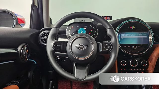 Mini Cooper S 2022 Жемчужный цвет из Кореи, фото 3