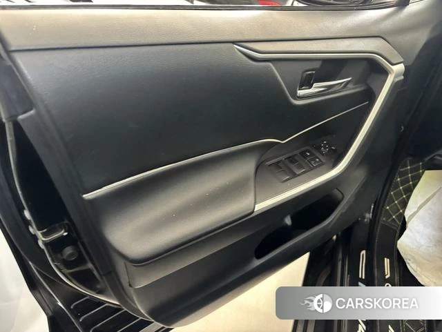 Toyota RAV4 Rongfang 2021 Черный из Китая, фото 3