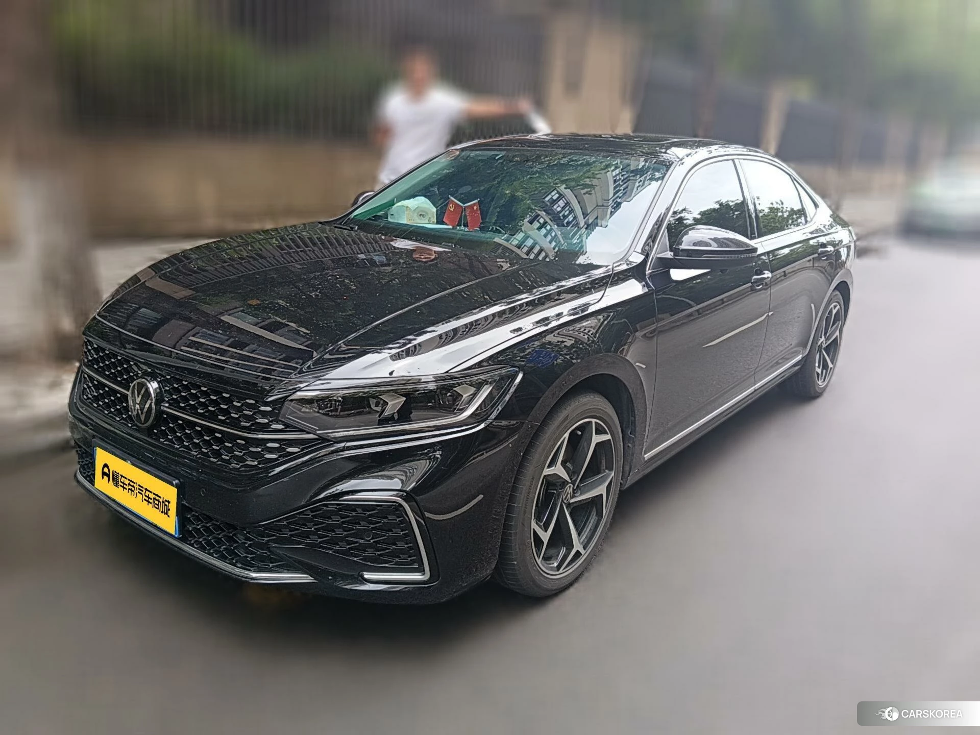 Volkswagen Passat 2023 Черный из Китая, фото 3