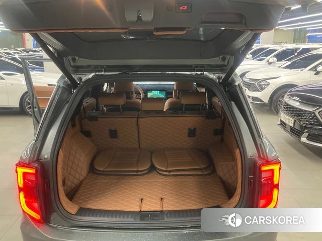 Ssangyong Torres 2023 Темно-зеленый из Кореи, фото 3