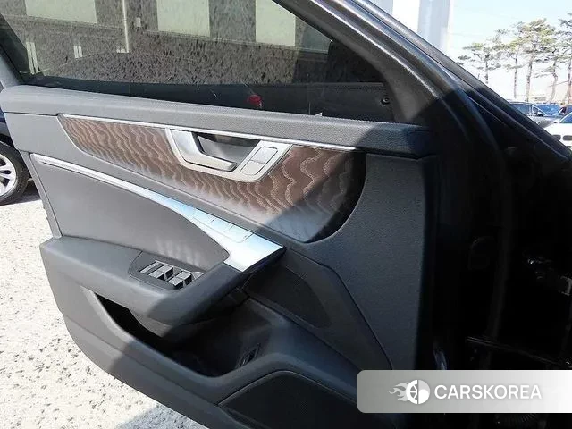 Audi A6 (C8) 2020 Синий из Кореи, фото 3