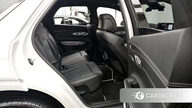 Genesis GV70 2022 Белый из Кореи, фото 3