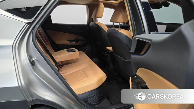 Lexus NX350h Second generation 2025 Серебристо-серый из Кореи, фото 3
