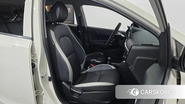 Kia Morning Urban (JA) 2023 Жемчужный цвет из Кореи, фото 3