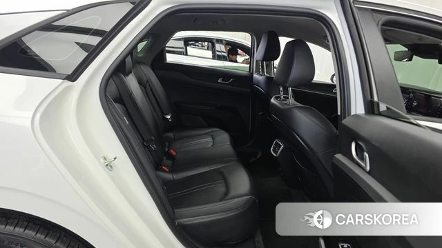 Kia K5 3rd generation 2021 Белый из Кореи, фото 3