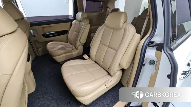 Kia The New Carnival 2018 Белый из Кореи, фото 3