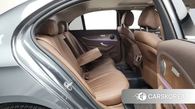 Mercedes-Benz E-Class W213 2019 Серый из Кореи, фото 3