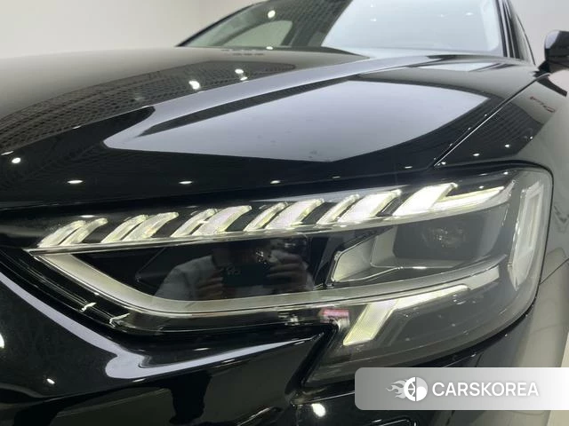 Audi A8 2025 Черный из Китая, фото 3