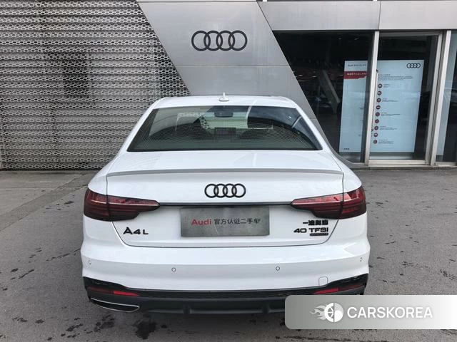 Audi A4L 2023 Белый из Китая, фото 3