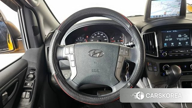 Hyundai The New Grand Starex 2021 Желтый из Кореи, фото 3