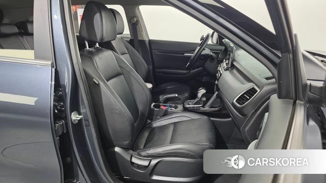 Kia Seltos 2021 Серый из Кореи, фото 3
