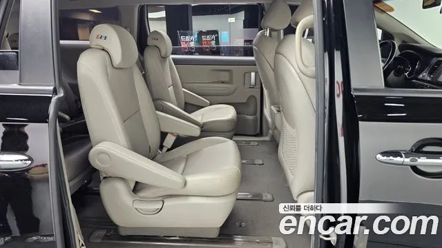 Kia All New Carnival id 2702107 из Кореи 3