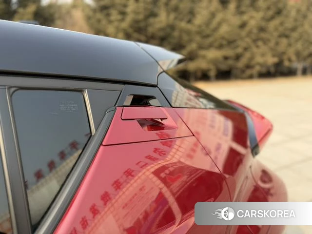 Toyota IZOA 2021 Красный из Китая, фото 3