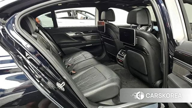 BMW 7 Series (G11) 2018 Черный из Кореи, фото 3