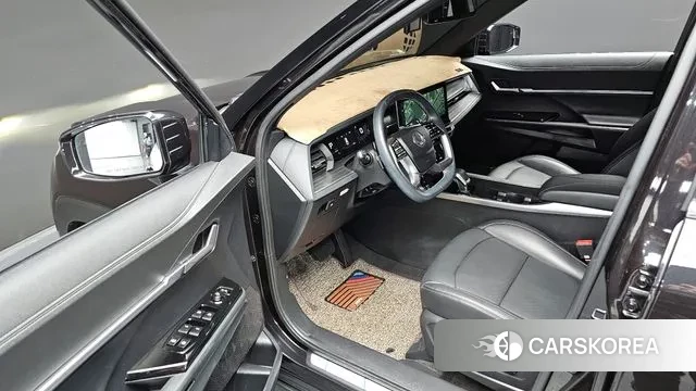 Ssangyong Torres 2023 Черный из Кореи, фото 3