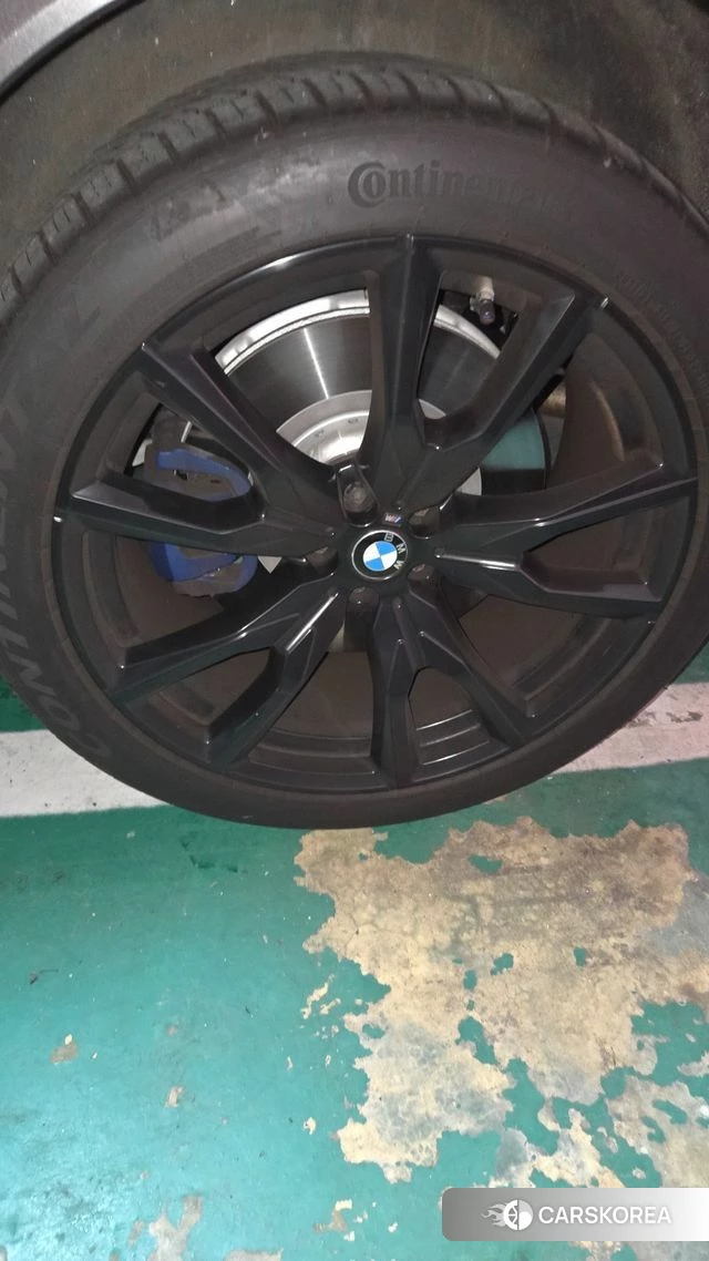 BMW X7 (G07) 2021 Серый из Кореи, фото 3