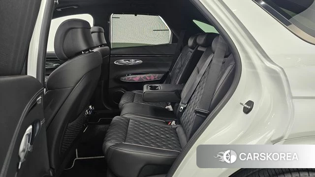 Genesis GV70 2022 Белый из Кореи, фото 3