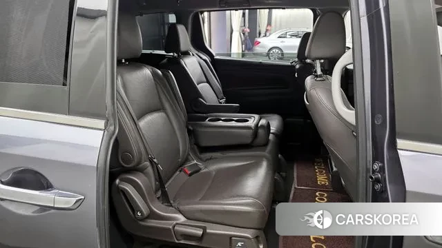 Honda Odyssey 2018 Серый из Кореи, фото 3
