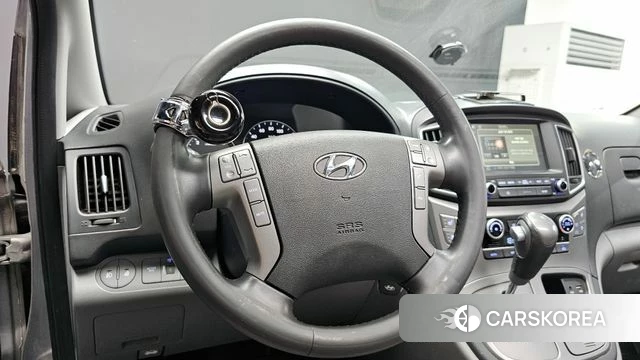 Hyundai The New Grand Starex 2018 Серебристо-серый из Кореи, фото 3