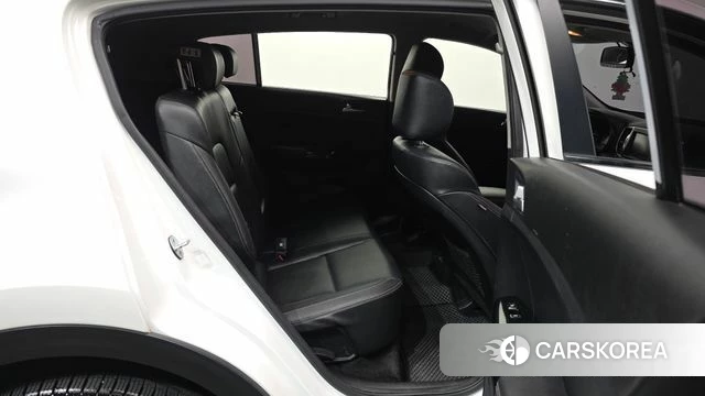 Kia Sportage 4th Generation 2018 Белый из Кореи, фото 3
