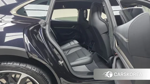 Porsche Taycan 2024 Черный из Кореи, фото 3