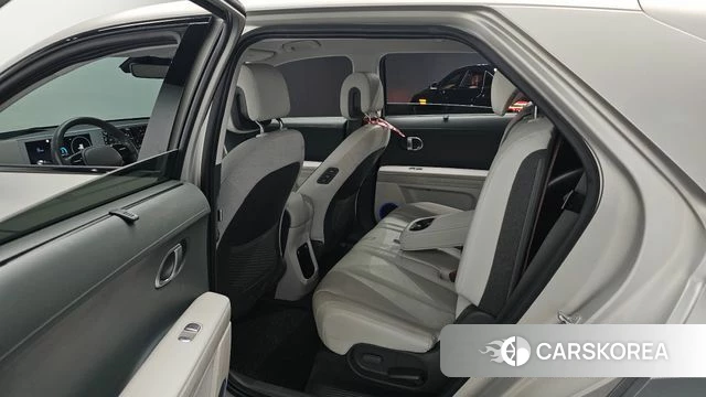 Hyundai Ionic 5 2023 Серебристо-серый из Кореи, фото 3